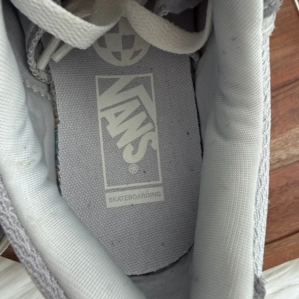 Vans Rowan‎ 2 Low Top Skate Shoes Mens 7 US Grey White Suede Leather Sneakers